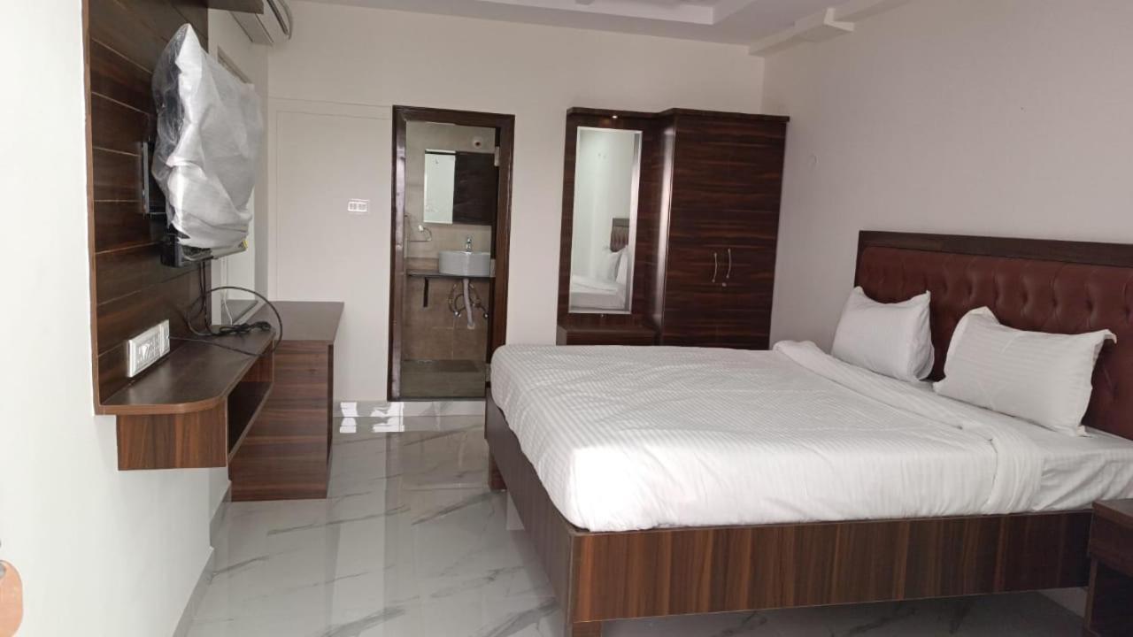 Unique Homestays Kondapur  Esterno foto